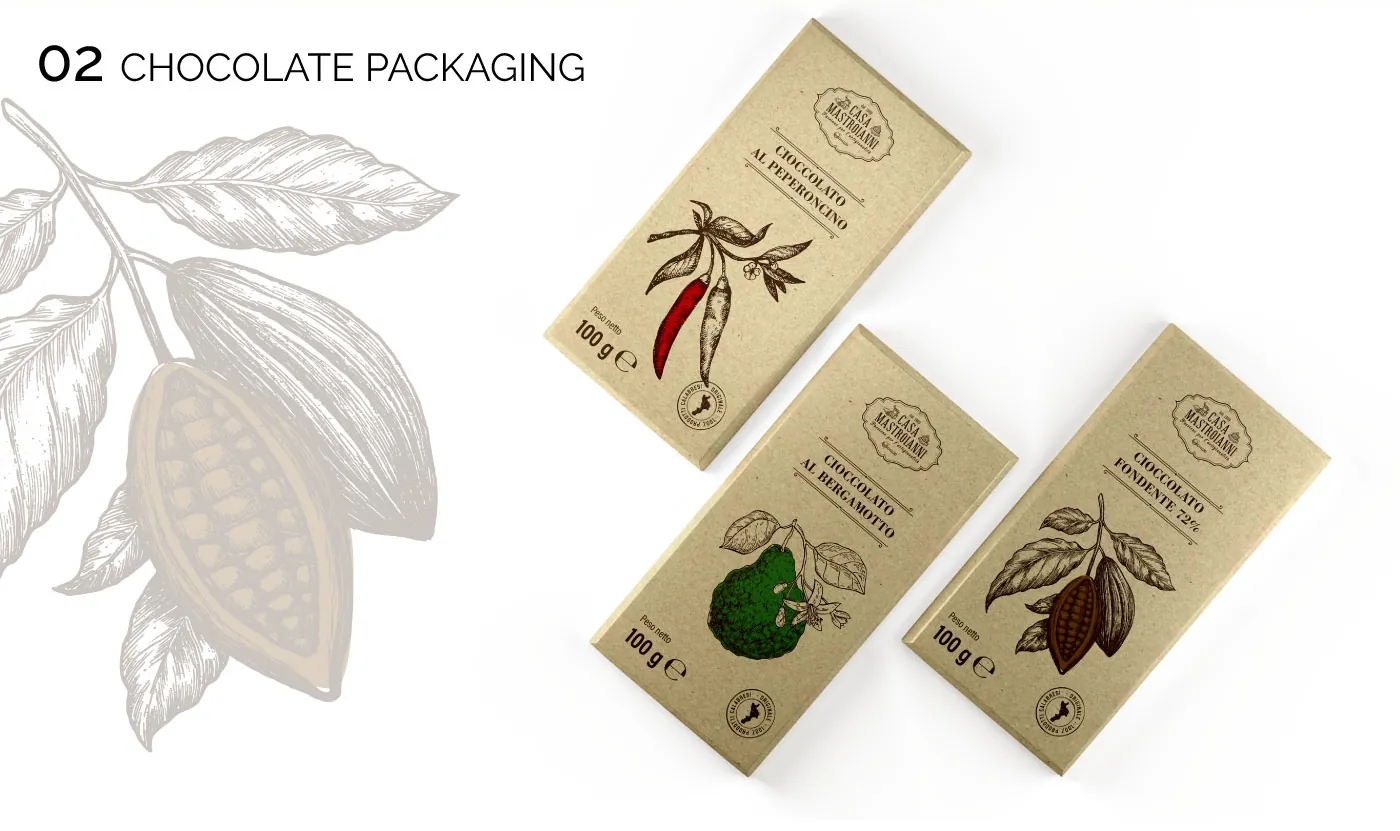 Tre tavolette Casa Mastroianni color avana con disegni di peperoncino, bergamotto e cacao